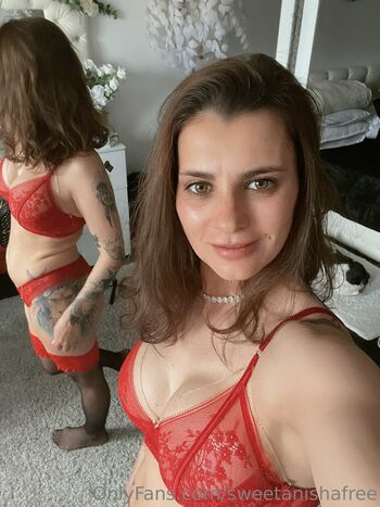 AnneMarie-V