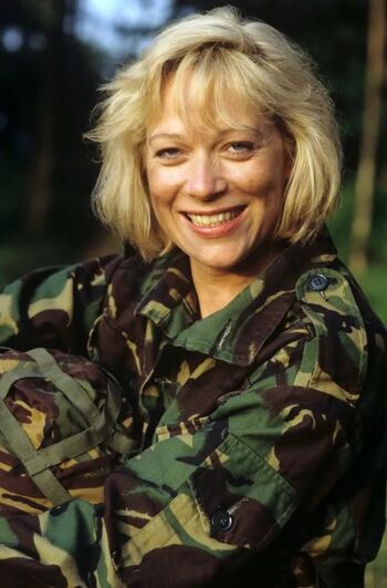 Denise Welch