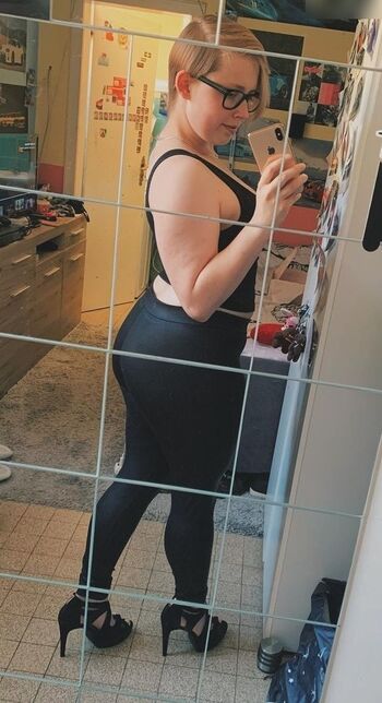 lauradenise98