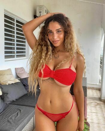 Nude Antilles
