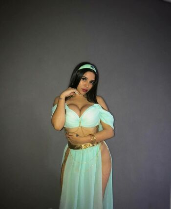 paula_flores