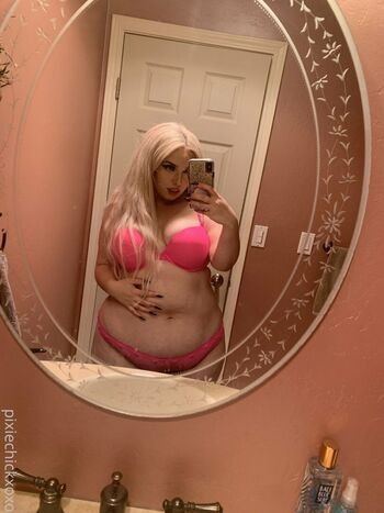 pixiechickxoxo