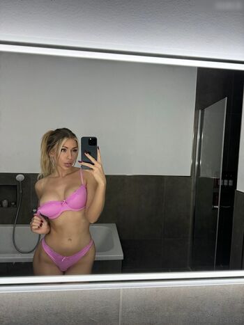 Sarah Angelina