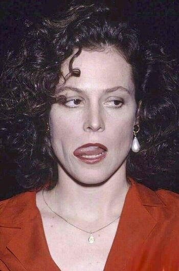 Sigourney Weaver
