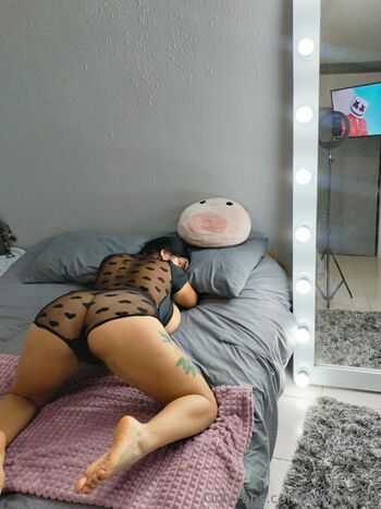 VanessaMX98