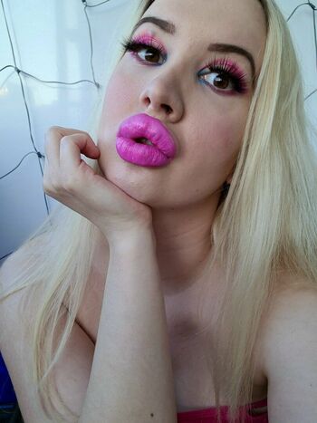 vivianroseofficial